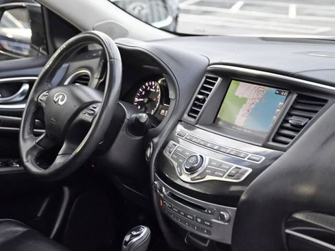 Used 2019 INFINITI QX60 Luxe w/ Essential Package image 31