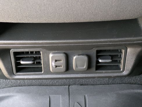 Used 2022 Chevrolet Silverado 3500 LT w/ Convenience Package image 15