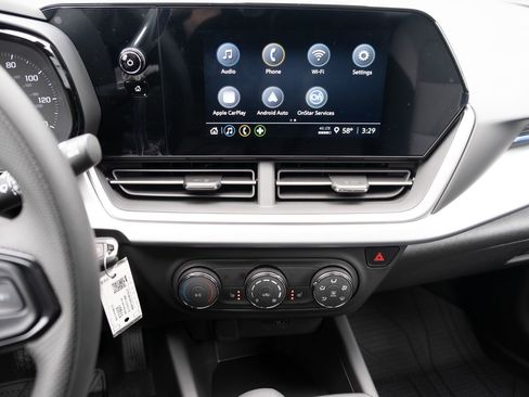 New 2026 Chevrolet Trax LS w/ LS Convenience Package FWD image 3