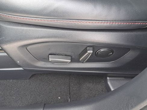 Used 2025 Ford Explorer ST-Line image 23