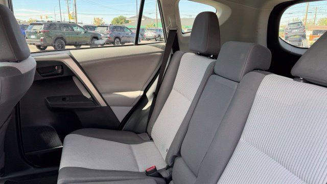 Used 2013 Toyota RAV4 LE AWD/4WD image 13