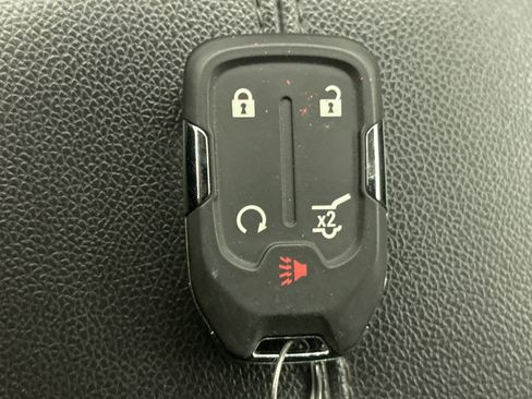 Used 2023 GMC Terrain SLT w/ Elevation Edition AWD/4WD image 10
