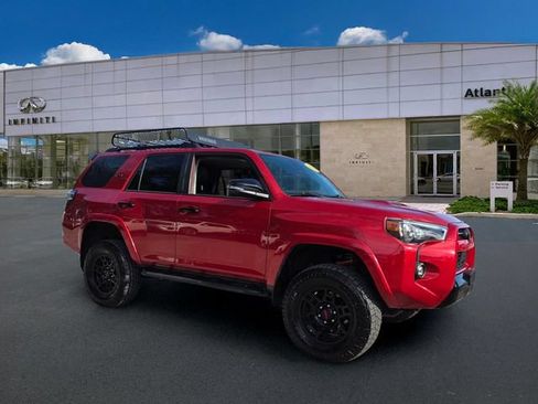 Used 2021 Toyota 4Runner Venture w/ Moonroof Package AWD/4WD image 2