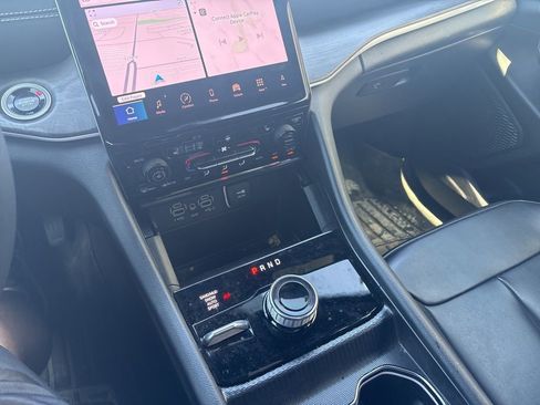 Used 2024 Jeep Grand Cherokee Limited image 22