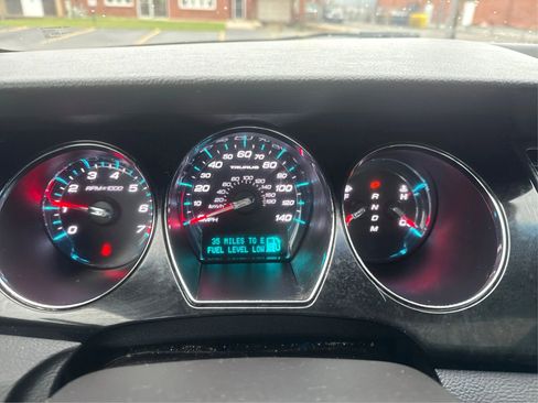 Used 2011 Ford Taurus Limited w/ 301A Rapid Spec Order Code image 16