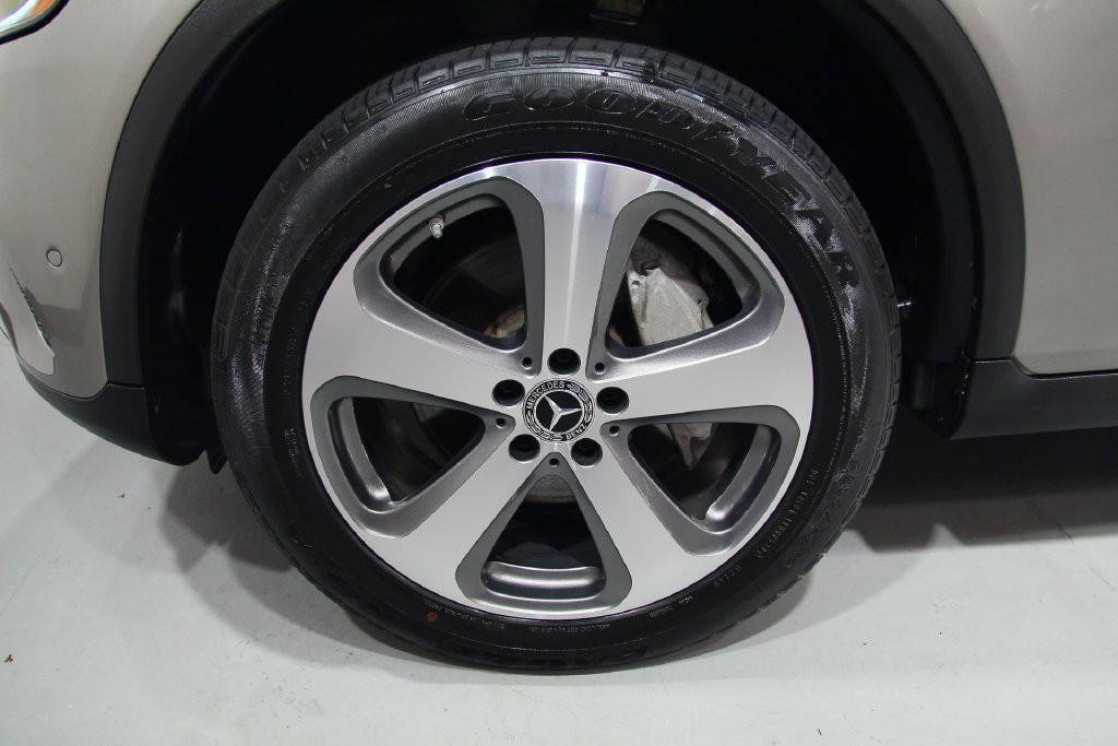 Certified 2022 Mercedes-Benz GLC 300 4MATIC image 18