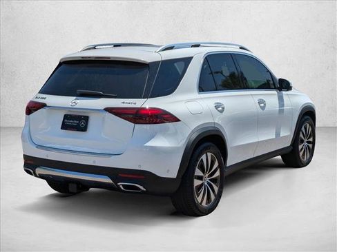 Used 2025 Mercedes-Benz GLE 350 4MATIC image 2
