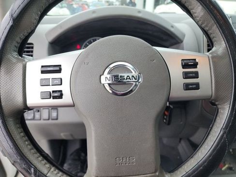 Used 2019 Nissan Frontier SL image 23