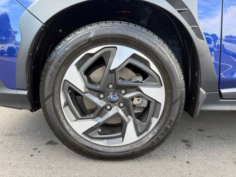 Used 2024 Subaru Crosstrek 2.5i Limited AWD/4WD image 28
