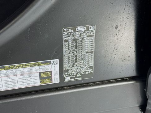 New 2026 Land Rover Range Rover SE image 34