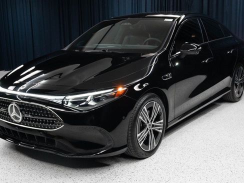 New 2027 Mercedes-Benz CLA 220 image 1