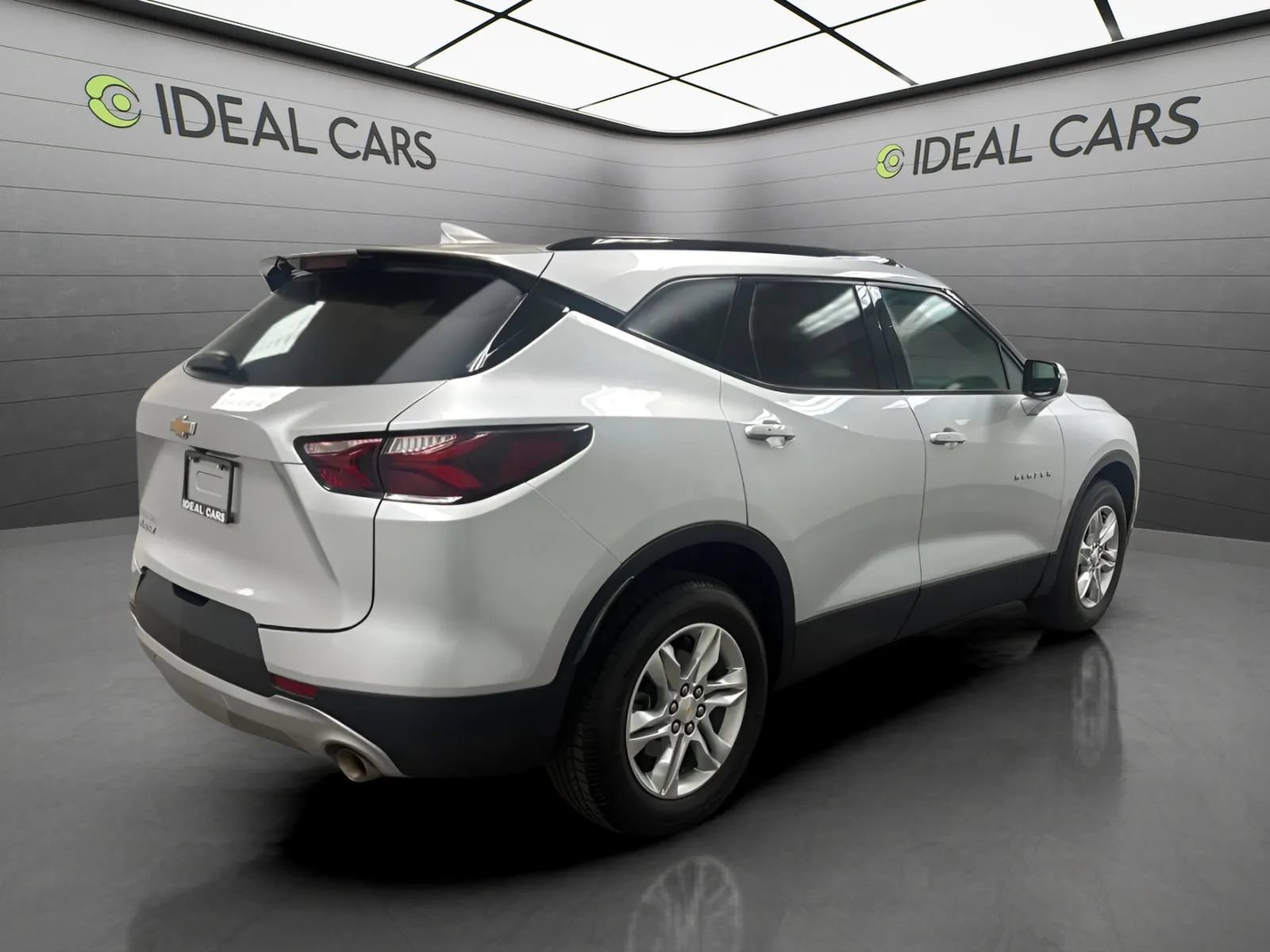 Used 2021 Chevrolet Blazer LT FWD image 5