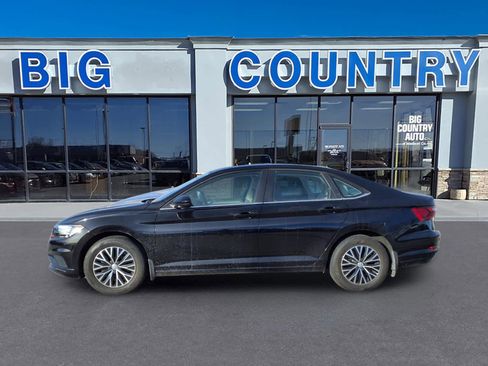 Used 2020 Volkswagen Jetta S image 2
