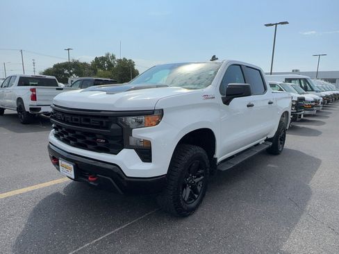 Certified 2024 Chevrolet Silverado 1500 Custom Trail Boss AWD/4WD image 8