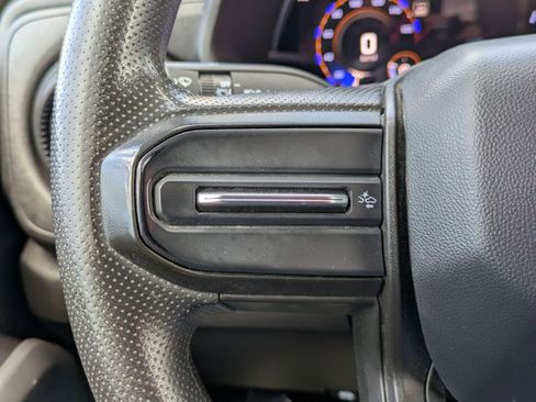 Used 2024 Chevrolet Colorado W/T RWD image 15