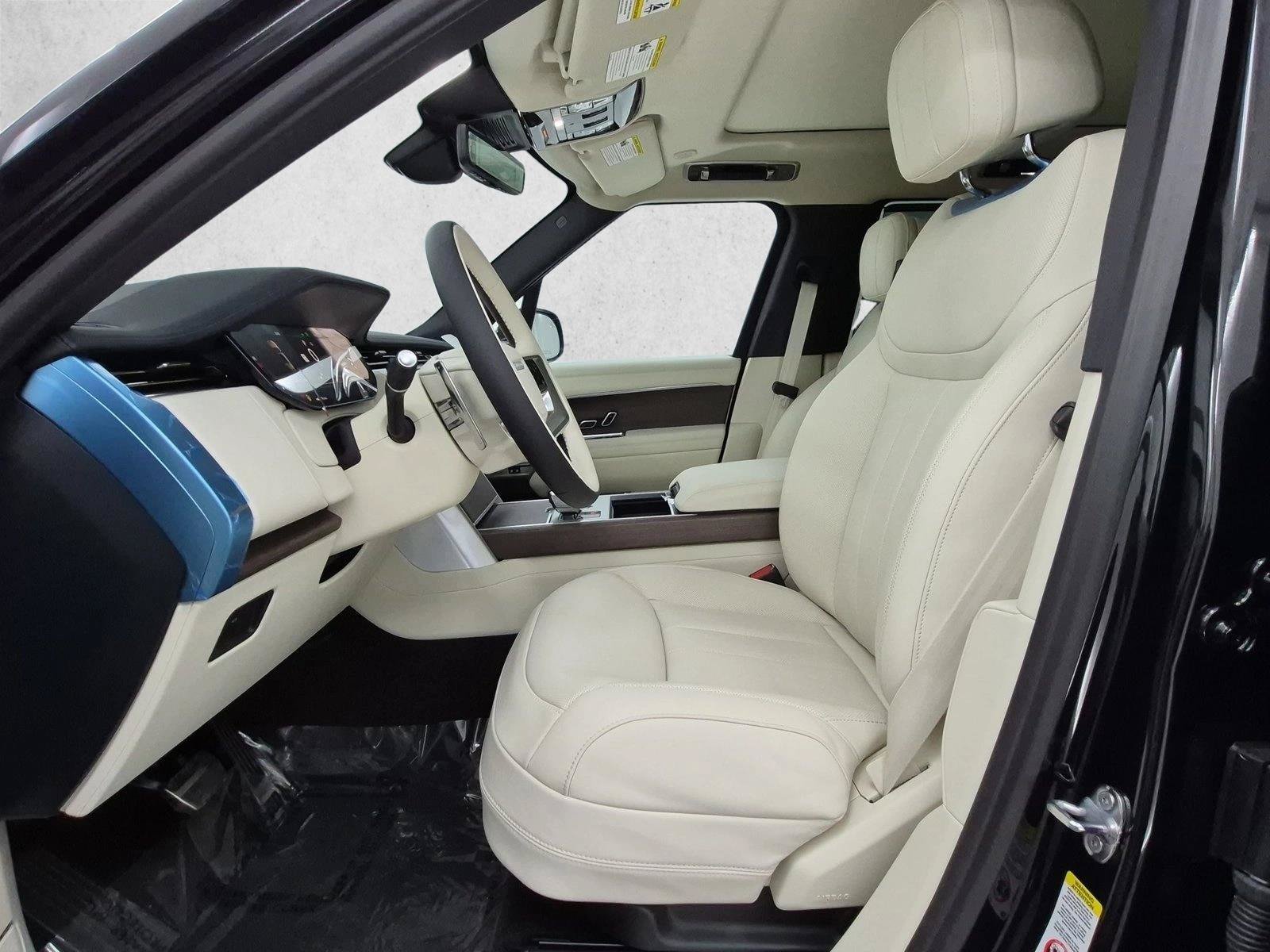 New 2026 Land Rover Range Rover SE AWD/4WD image 4