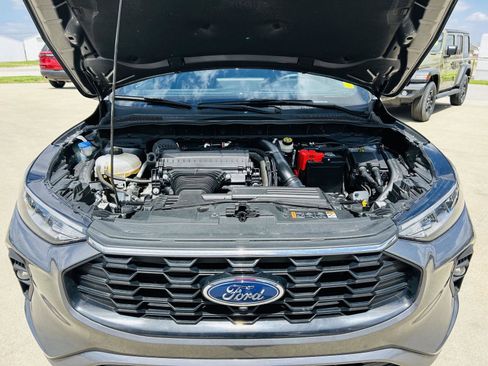Used 2023 Ford Escape ST-Line Select w/ Tech Pack #2 AWD/4WD image 46