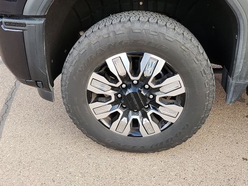 Used 2024 GMC Sierra 2500 Denali w/ Technology Package image 7