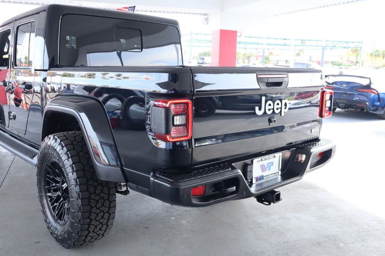 Used 2020 Jeep Gladiator Overland AWD/4WD image 9