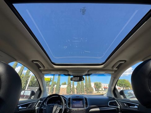 Used 2019 Ford Edge Titanium w/ Equipment Group 301A image 16