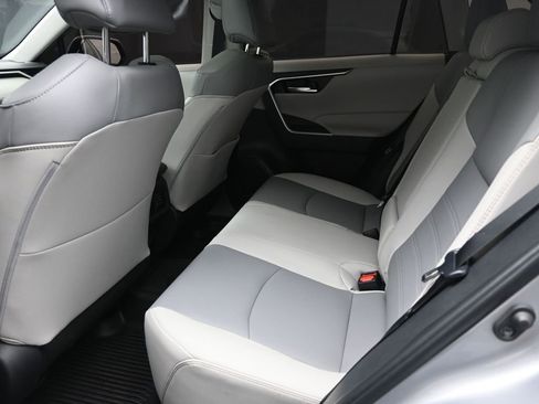 Used 2024 Toyota RAV4 XLE Premium image 21