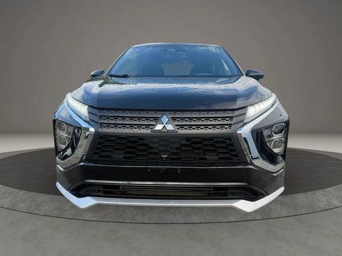Used 2022 Mitsubishi Eclipse Cross AWD image 2
