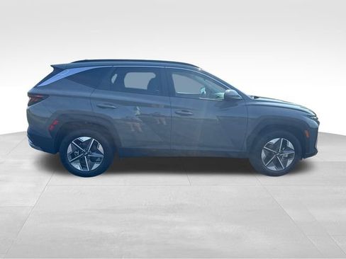 Used 2025 Hyundai Tucson SEL AWD/4WD image 7