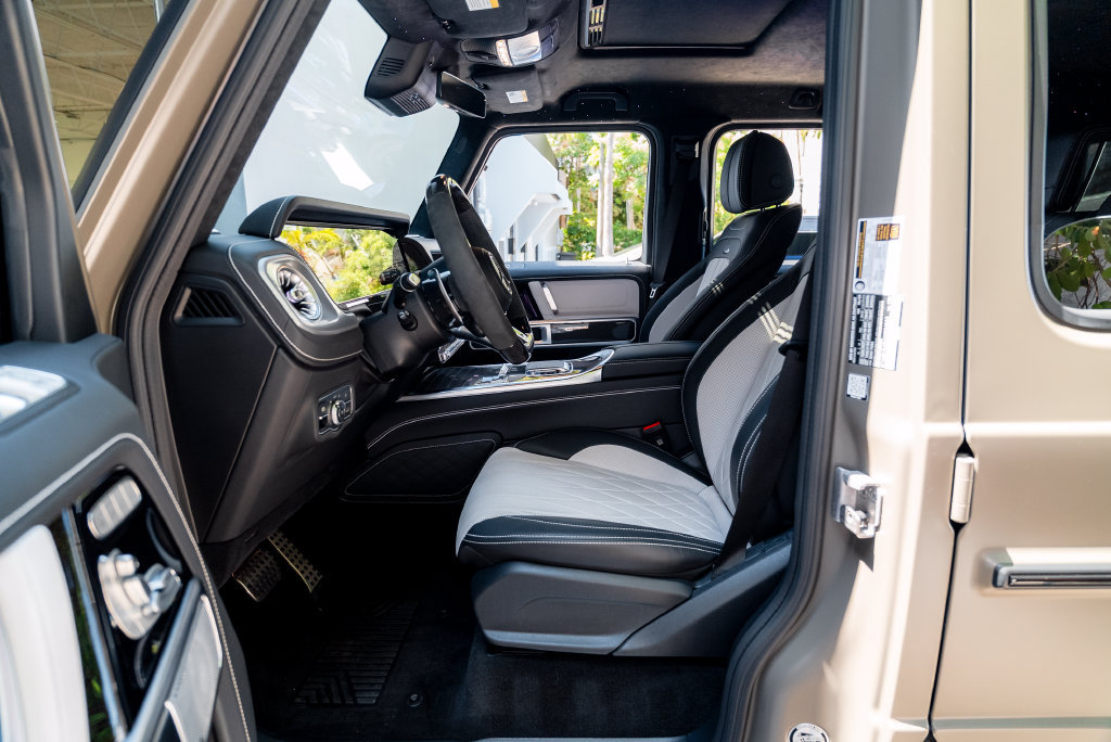 Used 2025 Mercedes-Benz G 63 AMG 4MATIC image 3