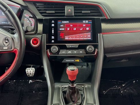 Used 2017 Honda Civic Type R image 16