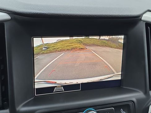 Certified 2023 GMC Terrain SLE w/ Driver Convenience Package image 15