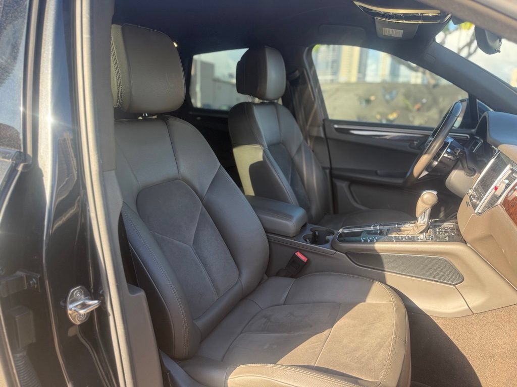 Used 2017 Porsche Macan S AWD/4WD image 11