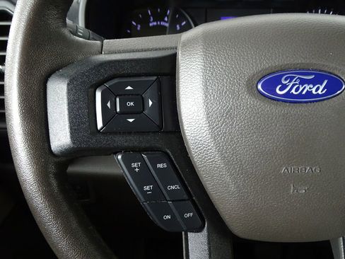 Used 2019 Ford Expedition Max XL image 25