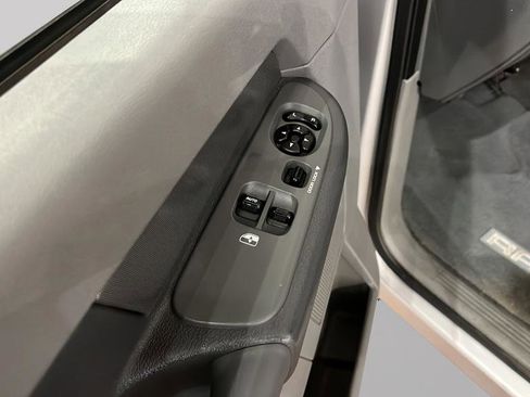 Used 2007 Dodge Ram 1500 Truck ST w/ SXT Group image 19