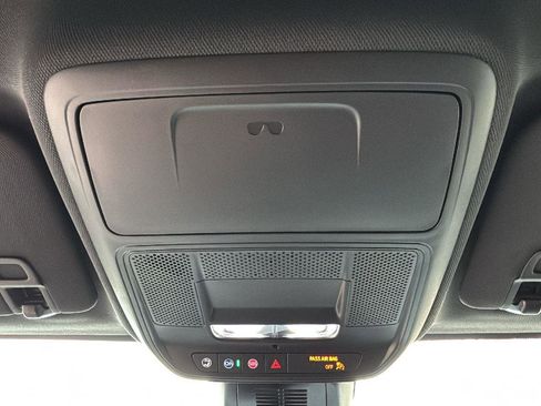 New 2026 GMC Terrain AT4 w/ Convenience Package III image 18