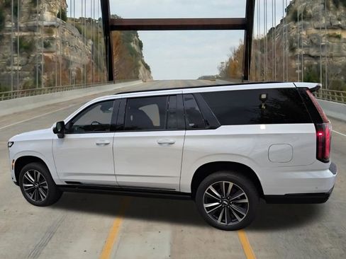 New 2026 Cadillac Escalade ESV Sport AWD/4WD image 7