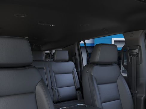 New 2026 Chevrolet Suburban LT image 34