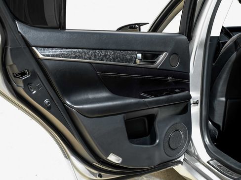 Used 2018 Lexus GS 450h image 48