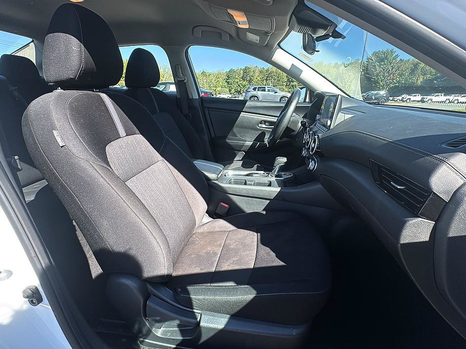 Certified 2025 Nissan Sentra SV FWD image 26