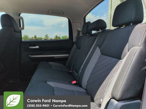Used 2017 Toyota Tundra SR5 w/ SR5 Upgrade Package AWD/4WD image 25