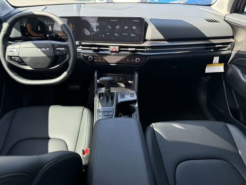 New 2026 Kia Sportage EX w/ EX Panorama Roof Package FWD image 15