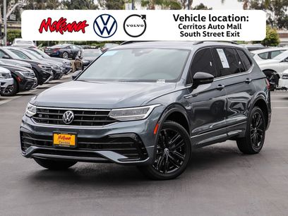 Certified 2022 Volkswagen Tiguan SE R-Line