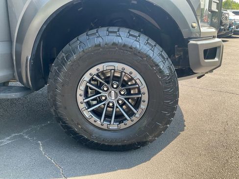 Used 2020 Ford F150 Raptor w/ Equipment Group 802A Luxury AWD/4WD image 10