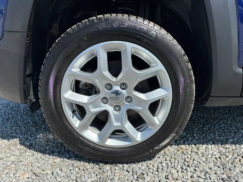 Used 2018 Jeep Renegade Sport w/ Power & Air Group image 12