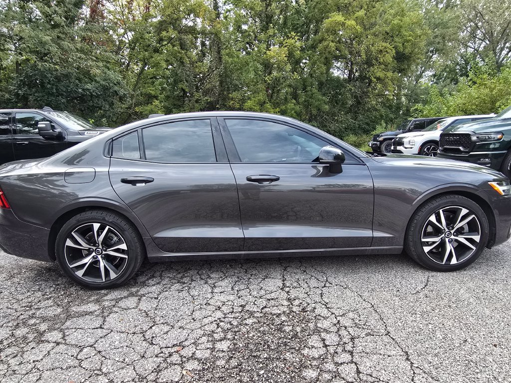 Used 2023 Volvo S60 B5 Plus FWD image 9