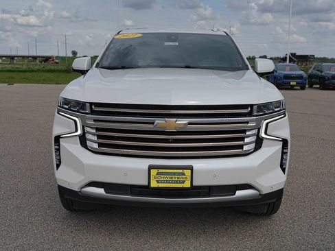 Used 2021 Chevrolet Suburban High Country AWD/4WD image 2