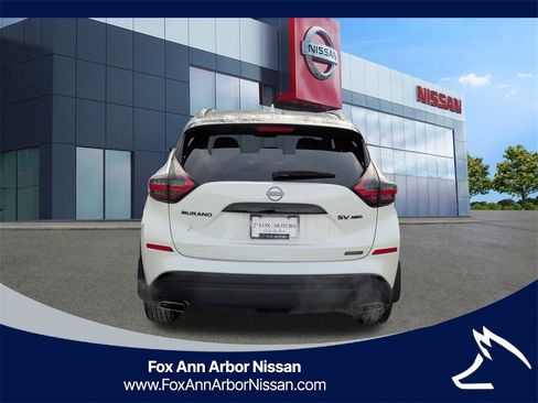 Used 2024 Nissan Murano SV w/ SV Midnight Edition Package image 4