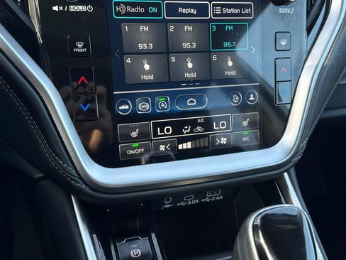 Used 2024 Subaru Outback Premium image 24