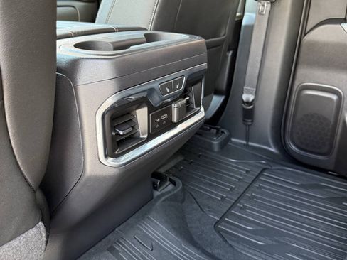 Used 2019 GMC Sierra 1500 AT4 w/ AT4 Preferred Package AWD/4WD image 16