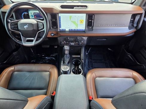 Used 2024 Ford Bronco Outer Banks AWD/4WD image 15
