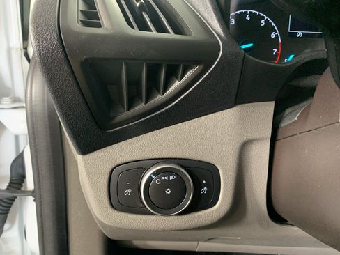 Used 2019 Ford Transit Connect XL FWD image 16